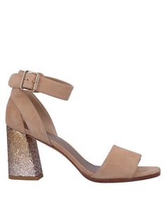 Сандалии Stuart Weitzman