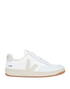 Низкие кеды и кроссовки Veja