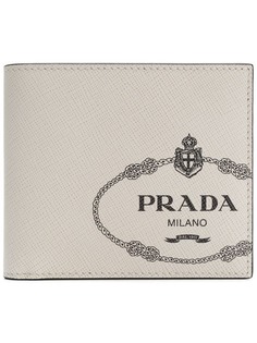 Аксессуары Prada
