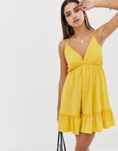 Свободный сарафан мини с баской ASOS DESIGN - Желтый