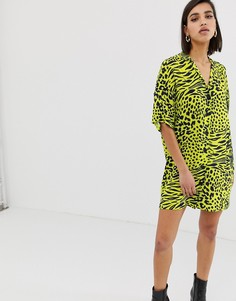 Платье-рубашка мини неонового цвета со звериным принтом ASOS DESIGN Сhuck Оn - Мульти