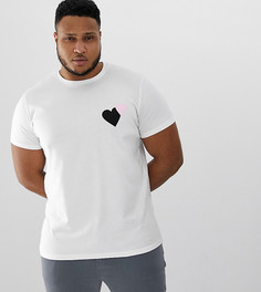 Футболка с принтом сердца на груди ASOS DESIGN Plus Valentines - Белый