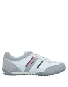 Низкие кеды и кроссовки Geox