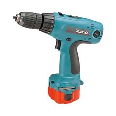 Дрель-шуруповерт Makita 6317DWAE