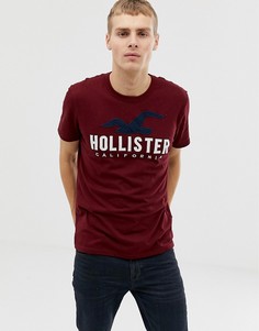 Бордовая футболка с вышитым логотипом на груди Hollister - Красный