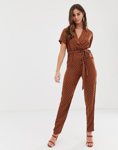 Темно-оранжевый комбинезон с принтом PrettyLittleThing - Коричневый