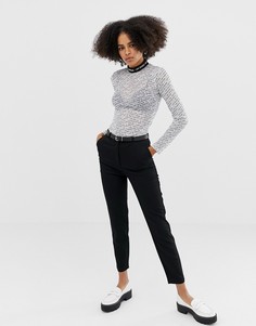 Черные широкие брюки со складками Monki - Черный