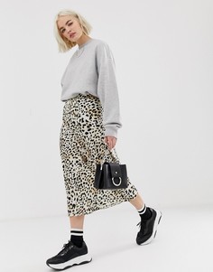 Атласная юбка миди с леопардовым принтом New Look - Коричневый