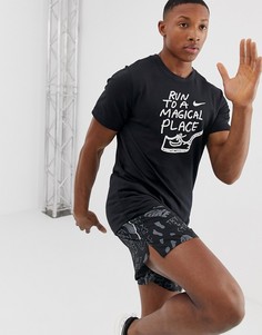 Черная футболка Nike Running x Nathan Bell - Черный