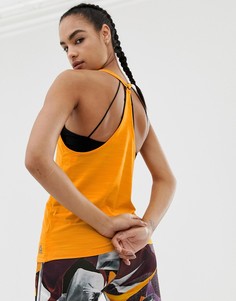 Желтая спортивная майка с бретельками на спине Reebok - Желтый