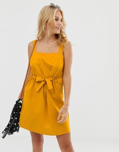 Сарафан мини с квадратным вырезом и затягивающимся шнурком на талии ASOS DESIGN - Желтый