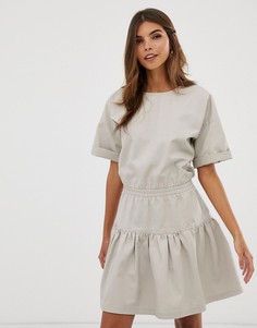 Ярусное хлопковое платье мини с присборенным поясом ASOS DESIGN - Бежевый