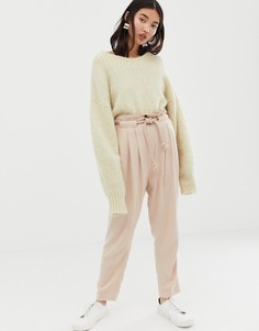 Льняные зауженные брюки с веревочным поясом ASOS DESIGN gutsy - Розовый