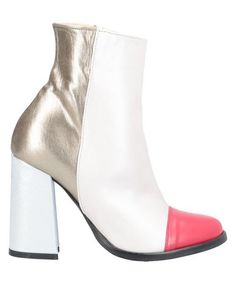 Полусапоги и высокие ботинки Ebarrito