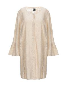 Легкое пальто Its A Party Dress