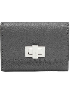 Аксессуары Fendi