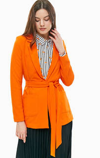 Пиджак оранжевого цвета с застежкой на пуговицу B.Young