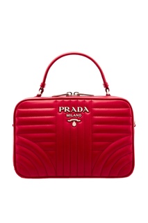 Красная стеганая сумка Diagramme Prada