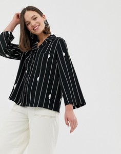 Блузка в полоску с карманом спереди Monki - Черный
