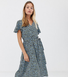 Платье миди на пуговицах с расклешенными рукавами и ярким леопардовым принтом Only Petite - Мульти