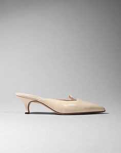 Мюлес и сабо Manolo Blahnik