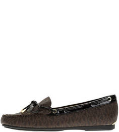 Топсайдеры коричневого цвета с монограммой бренда Michael Michael Kors