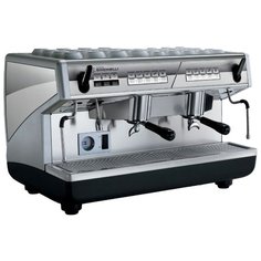 Кофемашина Nuova Simonelli