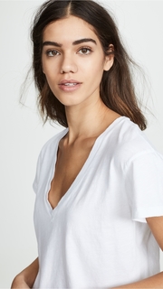 LNA Essential Sparks V Neck Tee