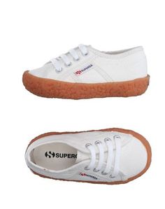 Низкие кеды и кроссовки Superga