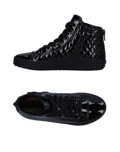 Высокие кеды и кроссовки Geox