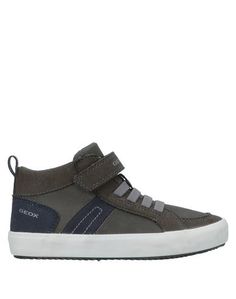 Низкие кеды и кроссовки Geox