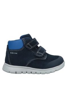 Низкие кеды и кроссовки Geox