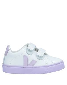 Низкие кеды и кроссовки Veja