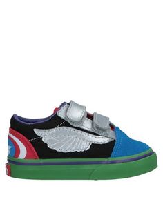 Низкие кеды и кроссовки Vans