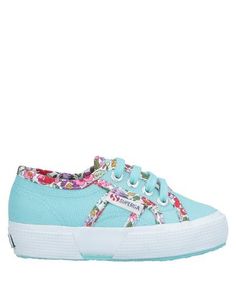 Низкие кеды и кроссовки Superga