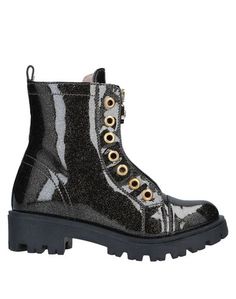 Полусапоги и высокие ботинки Versace Young