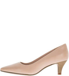 Кожаные туфли бежевого цвета на небольшой шпильке Clarks