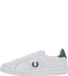 Белые кожаные кеды с логотипом бренда Fred Perry