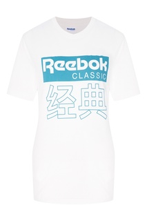 Белая футболка с бирюзовым принтом Reebok