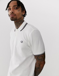 Серо-белое поло с контрастной отделкой Fred Perry - Белый