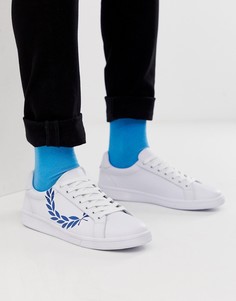 Белые кожаные кроссовки с принтом лаврового венка Fred Perry B721 - Белый