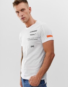 Футболка с принтом на груди и рукаве Jack & Jones Core - Белый