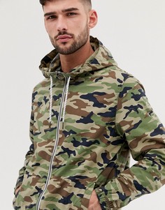 Ветровка с капюшоном и камуфляжным принтом Bershka Join Life - Зеленый
