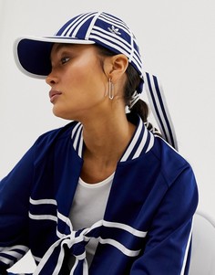 Темно-синяя бейсболка с фирменными полосками и завязкой adidas Originals x Ji Won Choi - Темно-синий