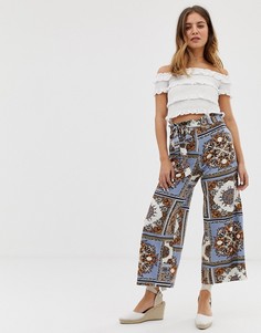 Укороченные брюки с платочным принтом и присборенным поясом ASOS DESIGN - Мульти