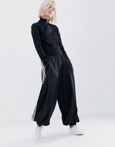 Черные гаремные брюки adidas Originals TLRD - Черный