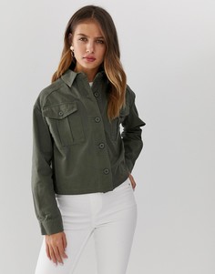 Укороченная куртка-рубашка цвета хаки в стиле милитари New Look - Зеленый