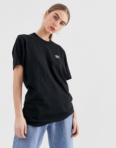 Черная футболка с небольшим логотипом adidas Originals Essential - Черный