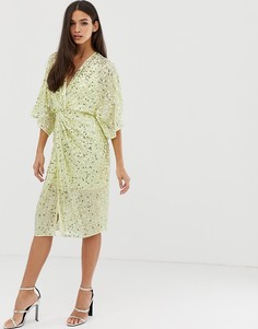 Платье-кимоно миди с перекрученной отделкой спереди и пайетками ASOS DESIGN - Желтый