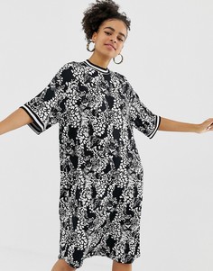 Черное платье-футболка в стиле oversize с принтом тигров Monki - Черный
